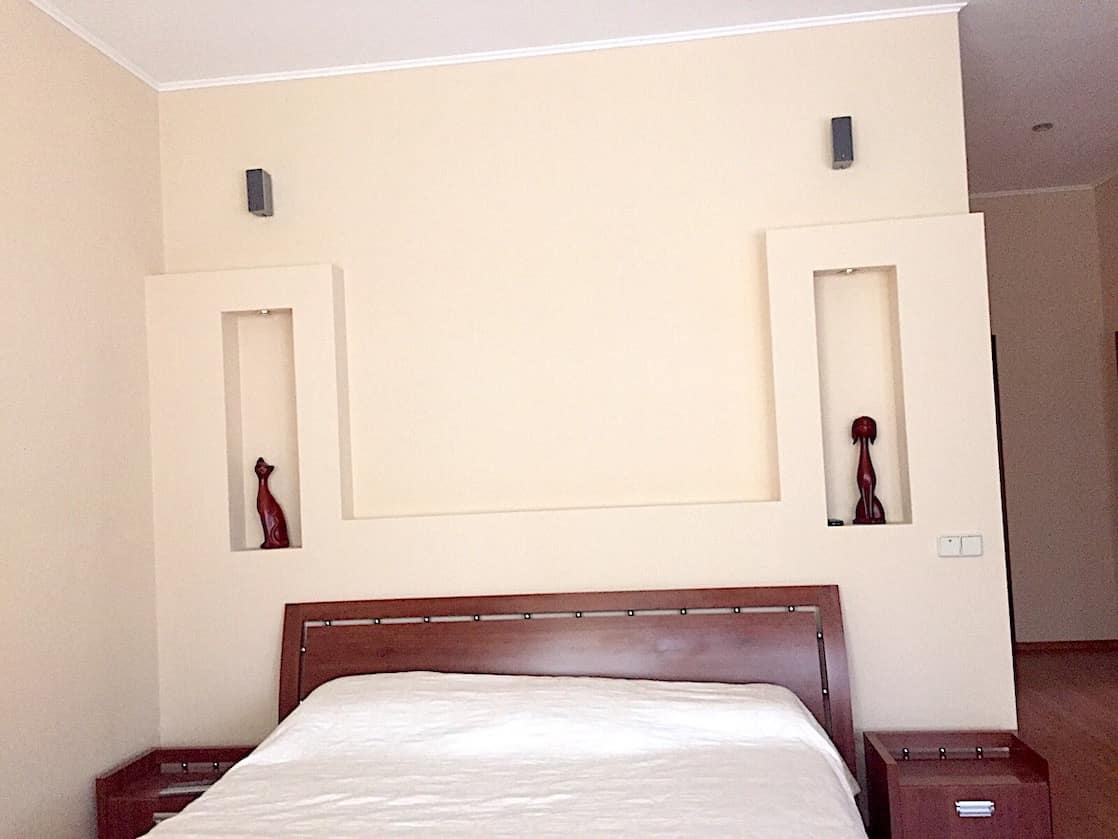 bedroom-